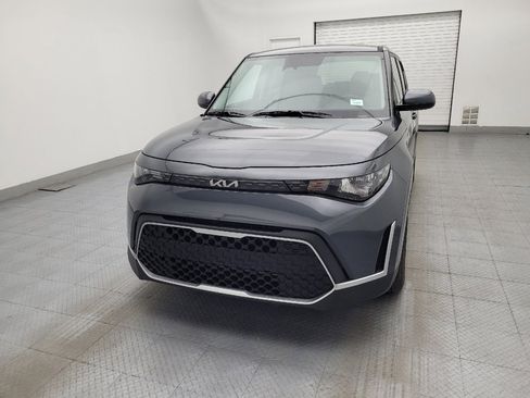 Used 2025 Kia Soul LX image 15