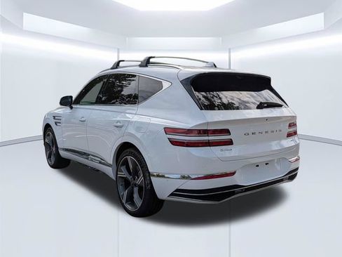 Used 2018 Genesis G80 3.3T Sport RWD image 7