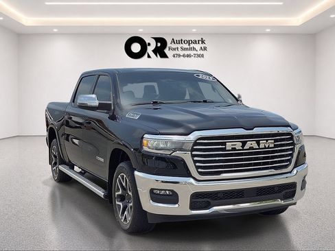 Used 2025 RAM 1500 Laramie AWD/4WD image 1