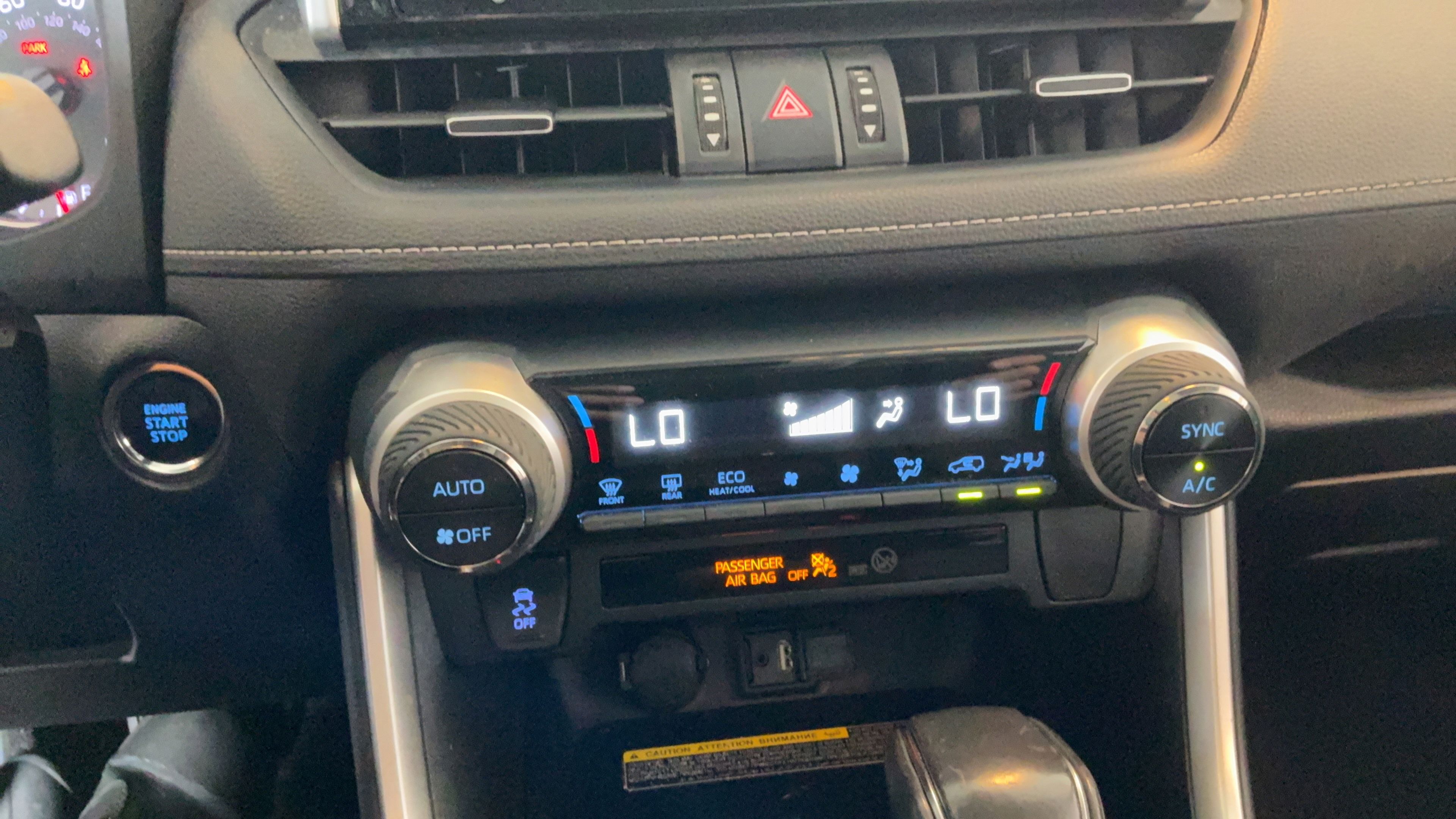Used 2019 Toyota RAV4 XLE Premium w/ Advanced Technology Package FWD image 16