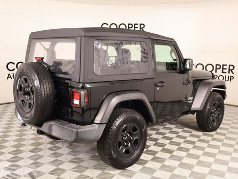 Used 2021 Jeep Wrangler Sport AWD/4WD image 17