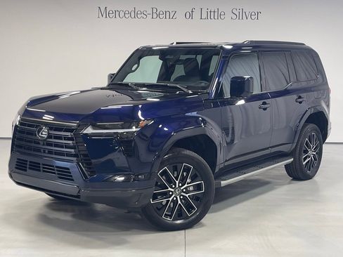 Used 2025 Lexus GX 550 w/ Accessory Package (2T) image 1