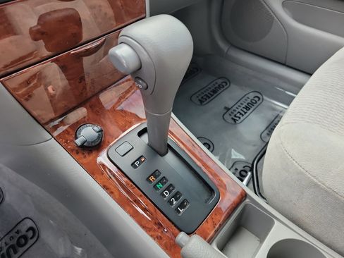 Used 2006 Toyota Corolla CE image 31