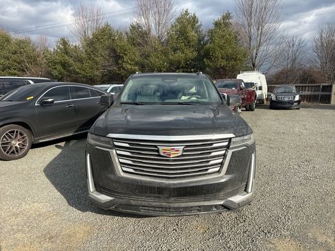 Used 2023 Cadillac Escalade Premium Luxury Platinum image 2