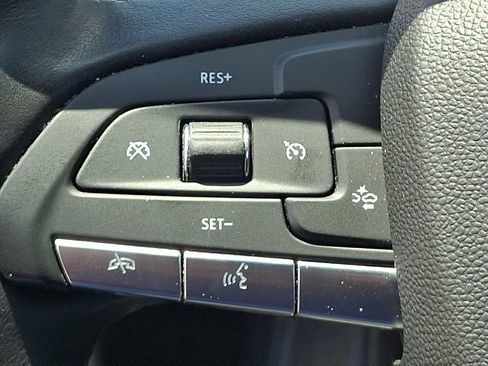 Used 2023 Cadillac XT4 Premium Luxury AWD/4WD image 21