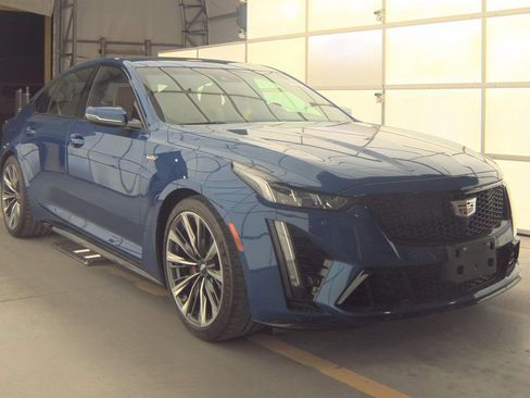 Used 2022 Cadillac CT5 V Blackwing image 5