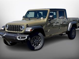 New 2025 Jeep Gladiator Sport video 2