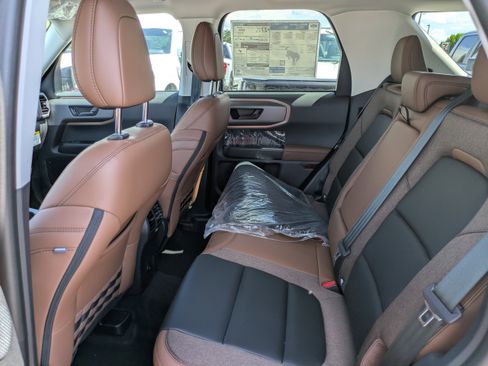 New 2025 Ford Bronco Sport Outer Banks w/ Outer Banks Tech Package+ AWD/4WD image 12