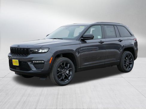 New 2025 Jeep Grand Cherokee Limited w/ Trailer Tow Package image 4