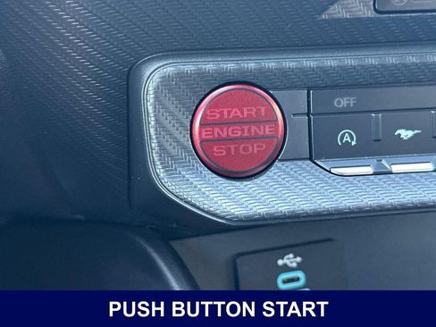 Used 2025 Ford Mustang Coupe RWD image 26