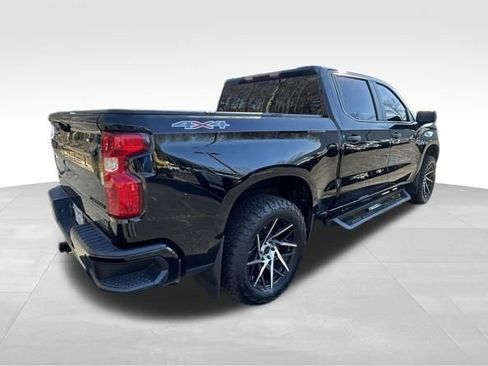 Used 2023 Chevrolet Silverado 1500 Custom image 8