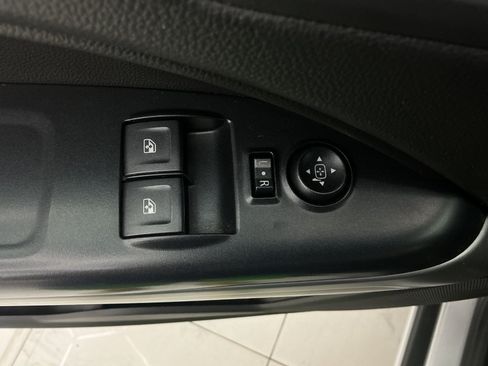 Used 2018 Chevrolet Colorado LT w/ LT Convenience Package AWD/4WD image 35