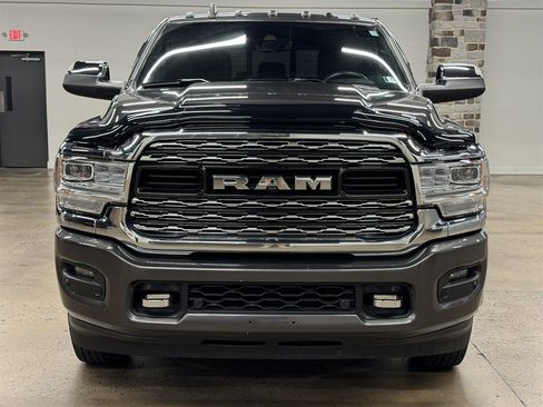 Used 2019 RAM 3500 Limited AWD/4WD image 2