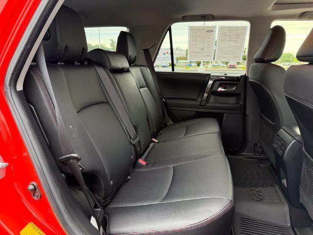 Certified 2024 Toyota 4Runner TRD Off-Road Premium w/ Off Road Premium Plus Package AWD/4WD image 19