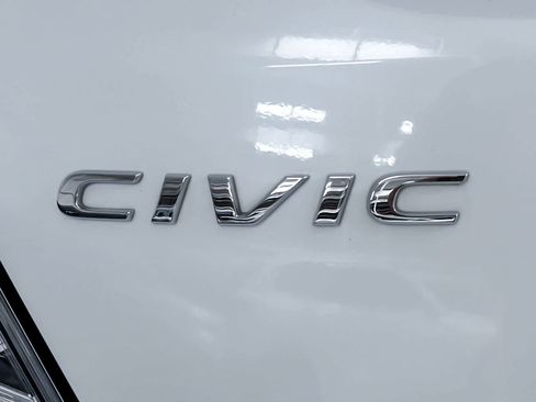 Used 2019 Honda Civic EX-L image 28