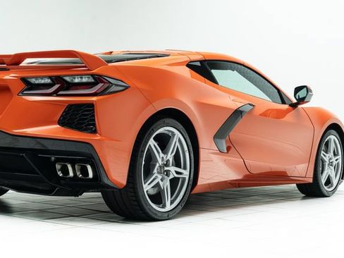 Used 2021 Chevrolet Corvette Stingray Preferred Cpe w/ Z51 Performance Package RWD image 13