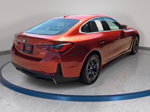 Used 2023 BMW i4 eDrive35 w/ Premium Package RWD image 5