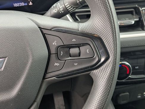 Used 2025 Chevrolet TrailBlazer LT image 19