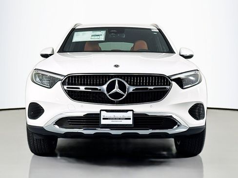 New 2026 Mercedes-Benz GLC 300 image 2