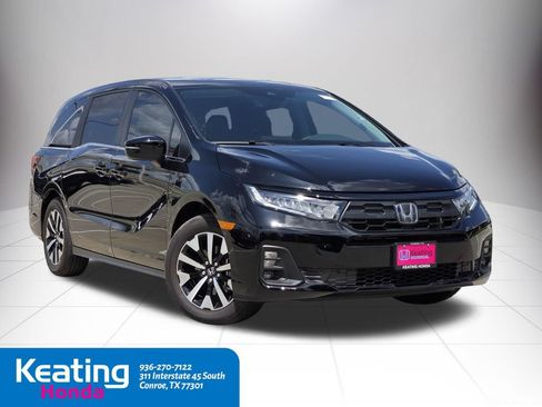 Certified 2026 Honda Odyssey EX-L image 3