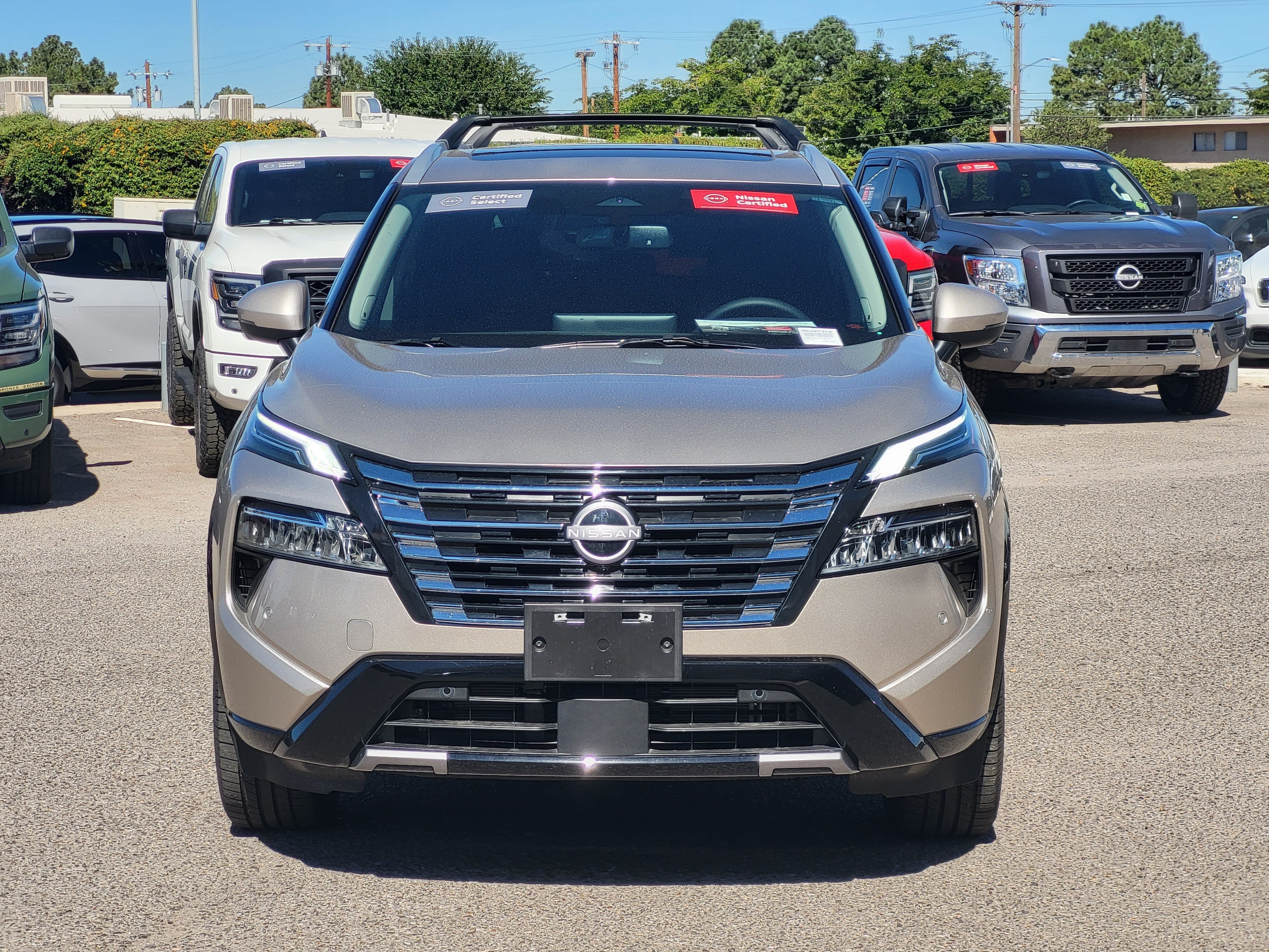 Certified 2026 Nissan Rogue Platinum w/ Platinum Premium Package AWD/4WD image 2