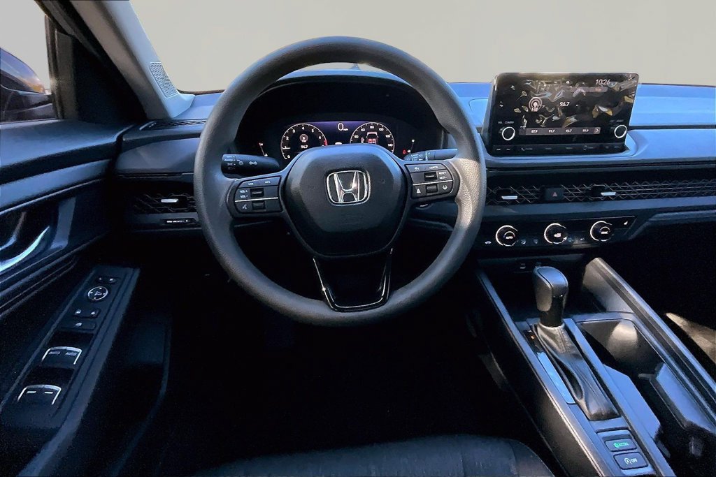 Used 2025 Honda Accord SE image 9