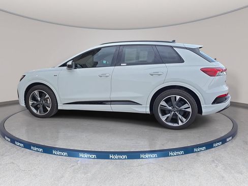 Used 2024 Audi Q4 e-tron Premium Plus w/ Premium Plus AWD/4WD image 9