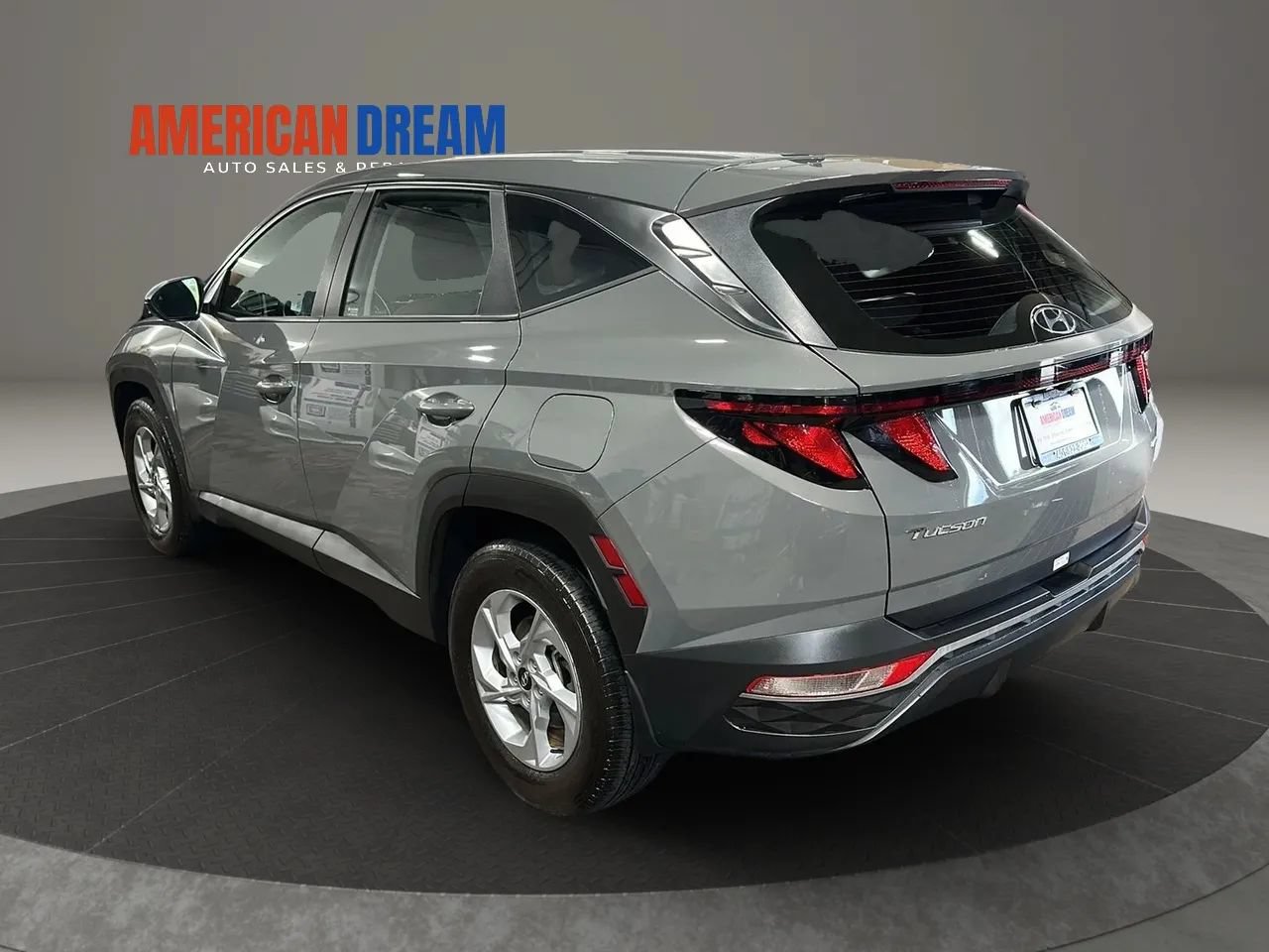 Used 2024 Hyundai Tucson SE AWD/4WD image 3