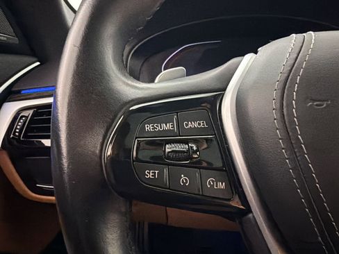 Used 2023 BMW 530i w/ Premium Package RWD image 14