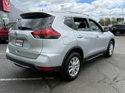 Used 2017 Nissan Rogue SV