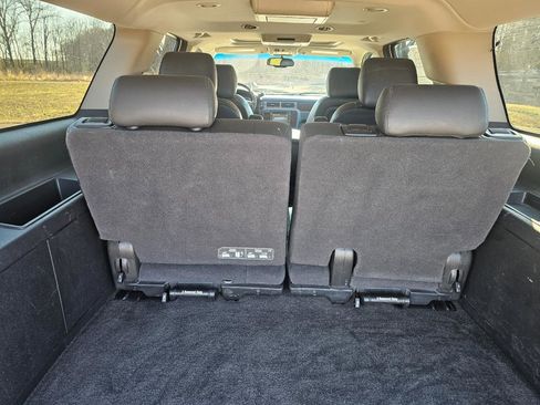 Used 2014 GMC Yukon XL Denali image 22