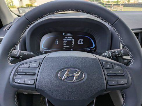 New 2026 Hyundai Venue SEL FWD image 23
