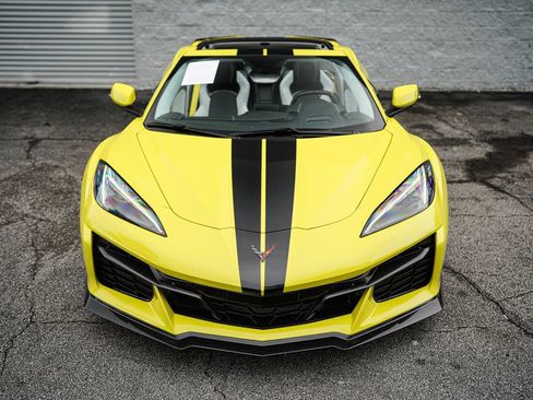 Used 2023 Chevrolet Corvette Z06 w/ LPO, Roadside Safety Package RWD image 5