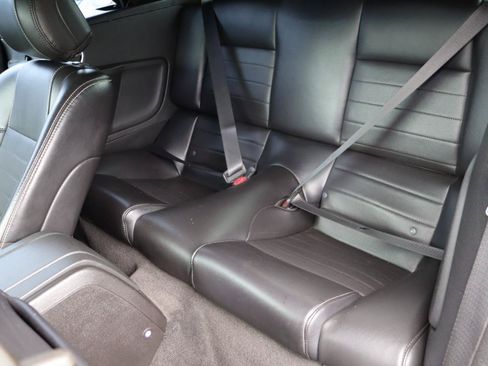 Used 2013 Ford Mustang Premium RWD image 7