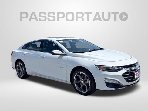 Used 2024 Chevrolet Malibu LT FWD image 11