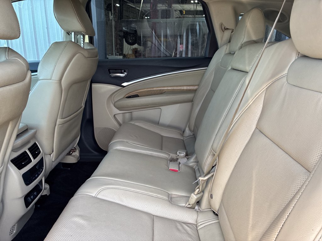 Used 2020 Acura MDX w/ Technology Package AWD/4WD image 15