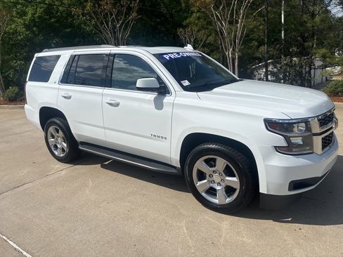 Used 2019 Chevrolet Tahoe LT image 4