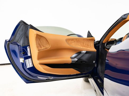 Certified 2022 Ferrari SF90 Spider AWD/4WD image 23