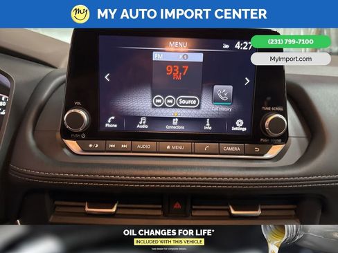 Used 2023 Nissan Rogue SV image 21