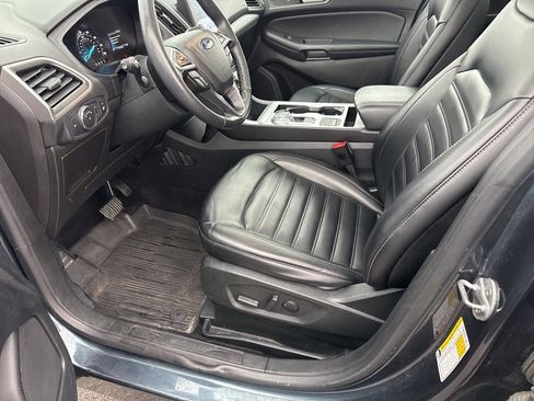 Used 2022 Ford Edge SEL w/ Convenience Package image 15