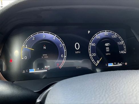 New 2026 Jeep Grand Cherokee Altitude AWD/4WD image 18
