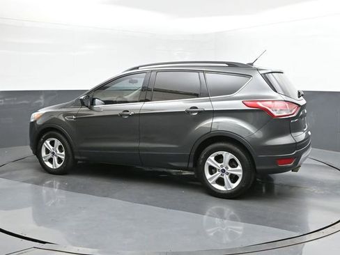 Used 2016 Ford Escape SE w/ Equipment Group 201A AWD/4WD image 5