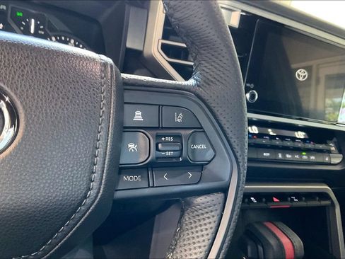 Used 2026 Toyota Tundra SR5 AWD/4WD image 9