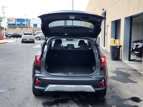 Used 2024 Kia Seltos LX AWD/4WD image 13