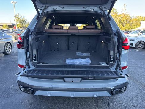 New 2026 BMW X5 sDrive40i w/ M Sport Package image 11