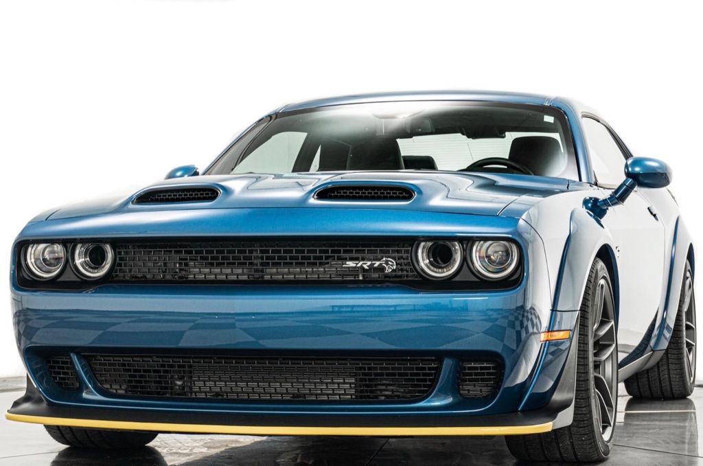 Used 2023 Dodge Challenger SRT Hellcat RWD image 5