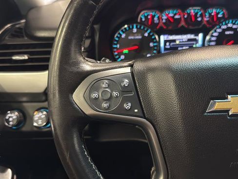 Used 2016 Chevrolet Suburban LT image 27