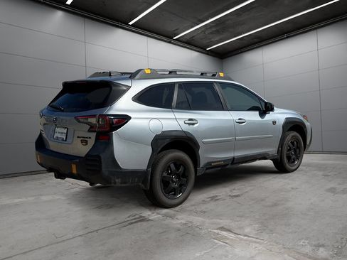 Used 2022 Subaru Outback Wilderness AWD/4WD image 5
