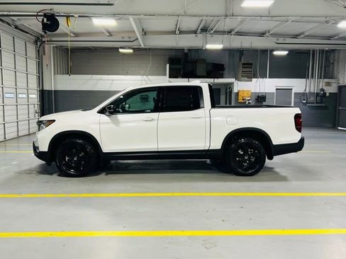 New 2026 Honda Ridgeline Black Edition image 17