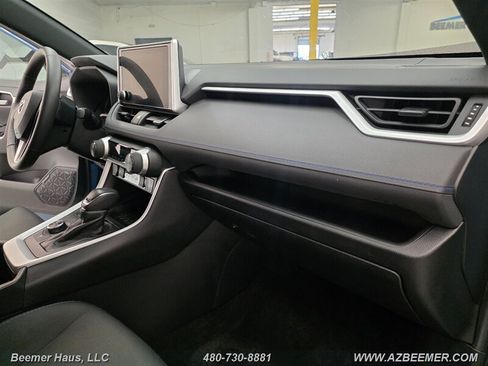 Used 2023 Toyota RAV4 SE w/ Convenience Package AWD/4WD image 29